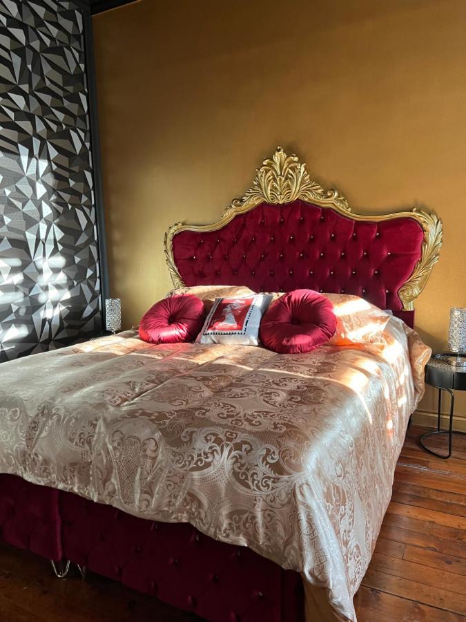 Domaine Des Anges Bed & Breakfast Avesnes-sur-Helpe Dış mekan fotoğraf