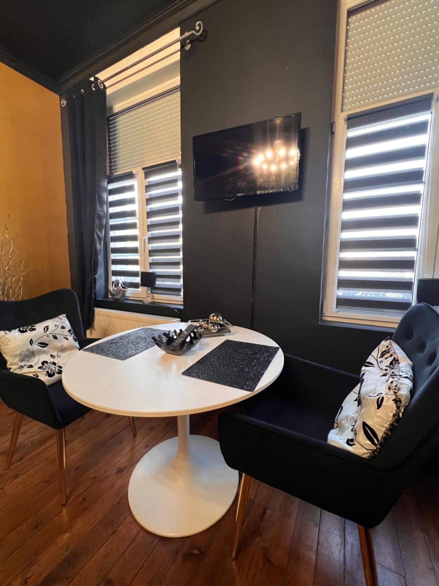 Domaine Des Anges Bed & Breakfast Avesnes-sur-Helpe Dış mekan fotoğraf