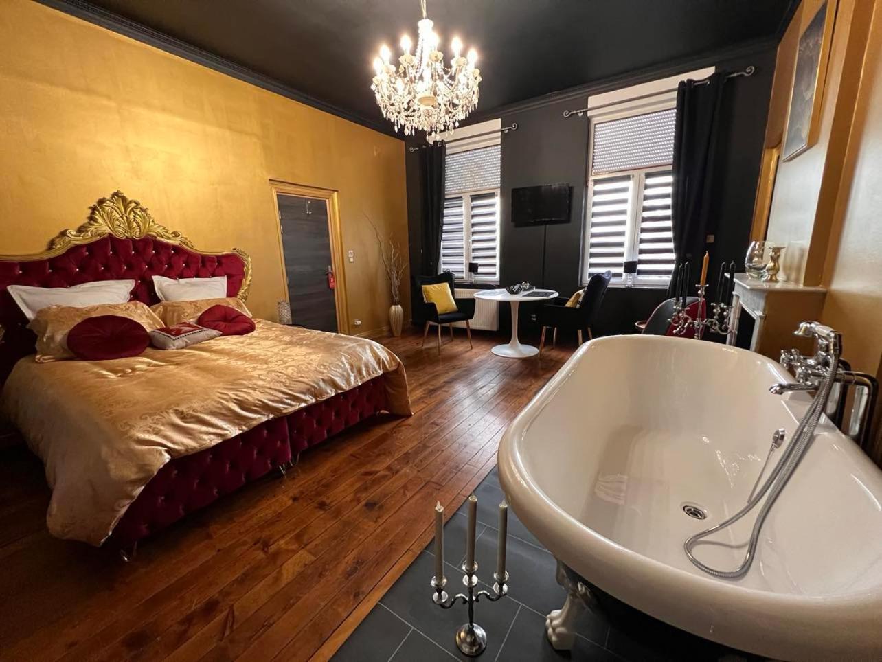Domaine Des Anges Bed & Breakfast Avesnes-sur-Helpe Dış mekan fotoğraf